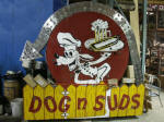 Dog' n' Suds Sign