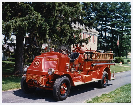 1920 Mack Fire Truck Triple Combination Pumper